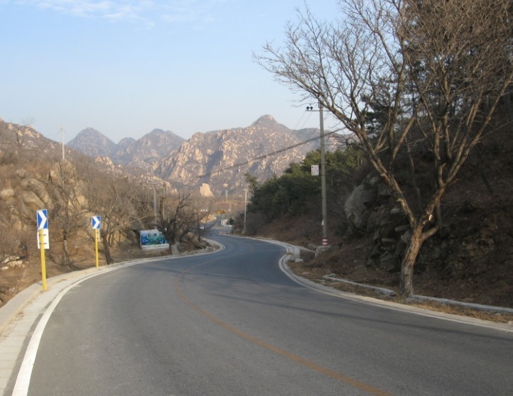 让人崩溃的40KM环山公路