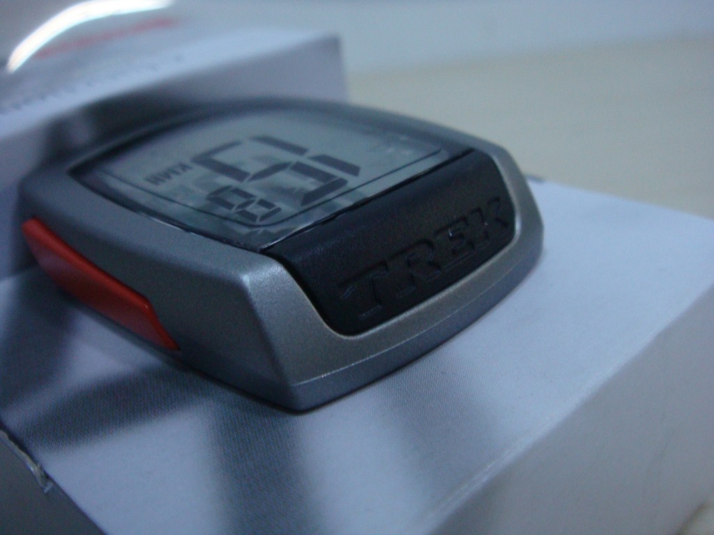 Trek9功能码表，特价218元