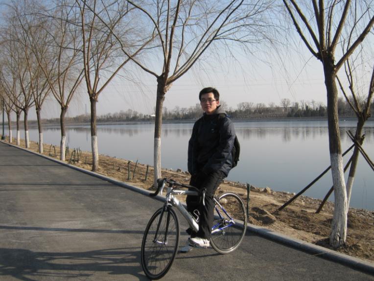 运河骑行路东岸