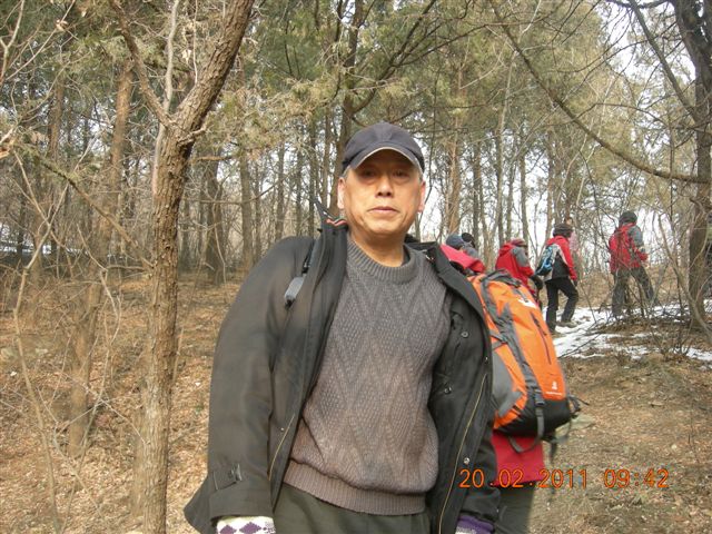 110220 爬香山 015.jpg