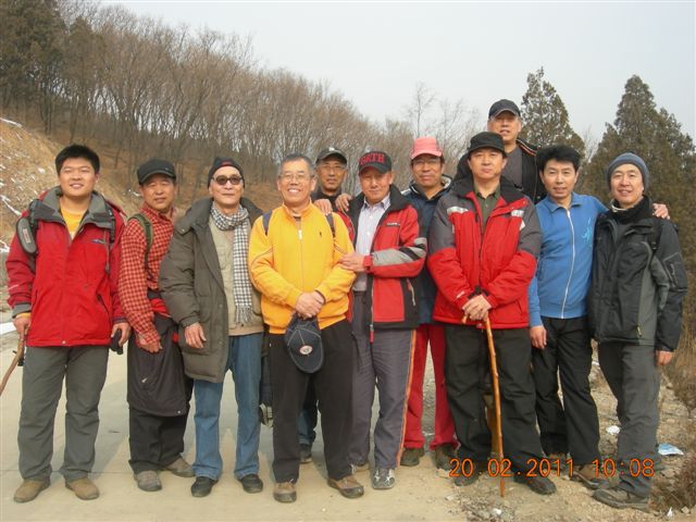 110220 爬香山 040.jpg