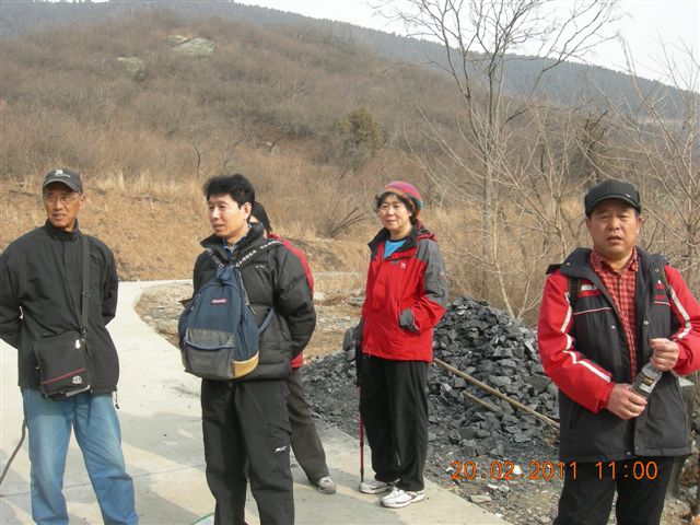 110220 爬香山 080.jpg