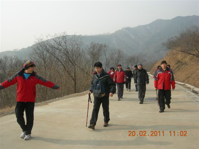 110220 爬香山 081.jpg