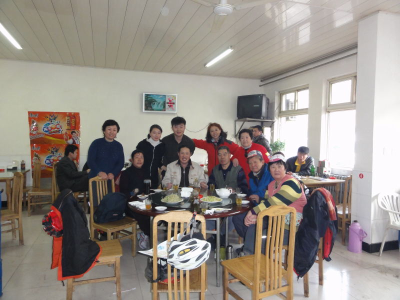 去南口骑行在午饭时偶遇开心车友