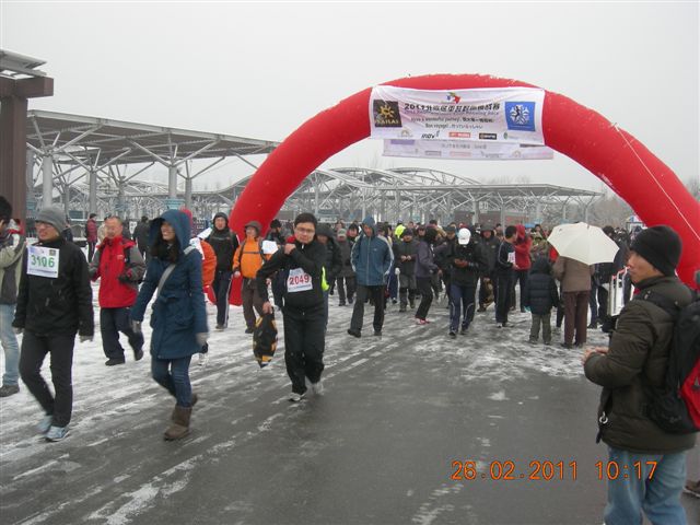 110226  雪中的奥园 008.jpg