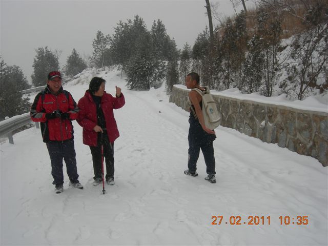 110227    香山踏雪 074.jpg