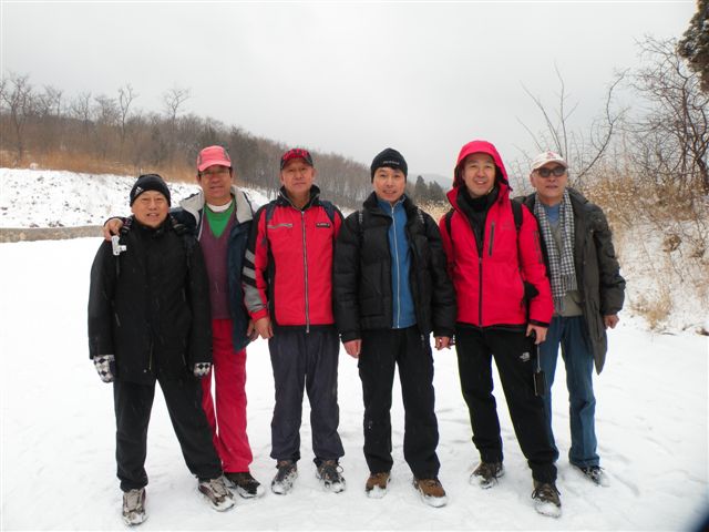 2011.2.27.风雪香山 (6).JPG