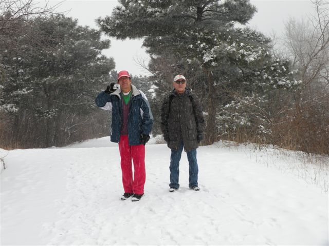 2011.2.27.风雪香山行.JPG