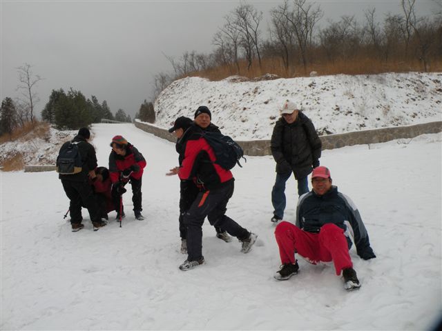 2011.2.27.风雪香山行 (9).JPG