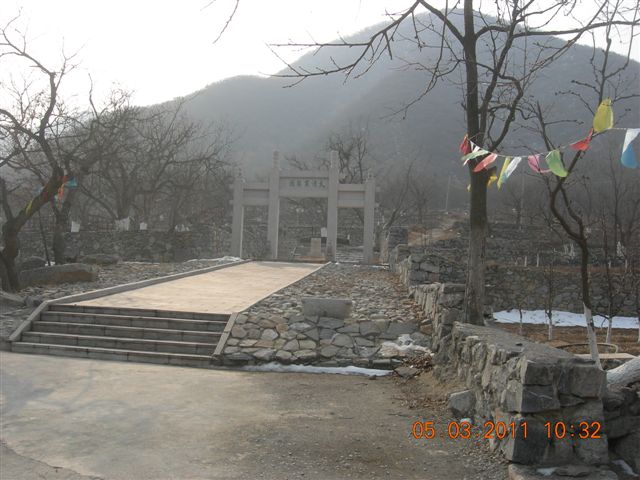 110305  爬东山 020.jpg