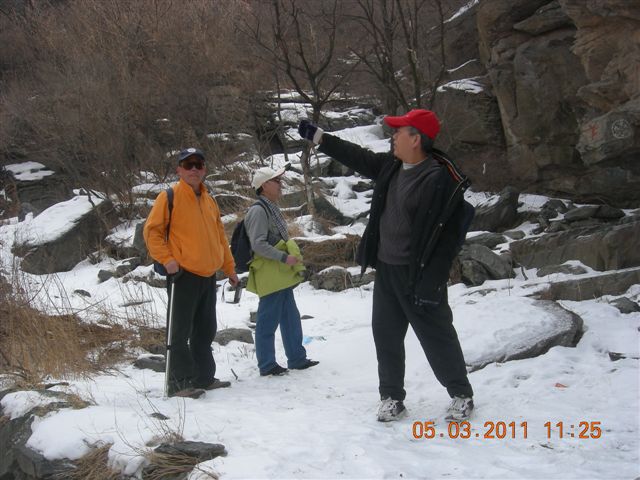 110305  爬东山 057.jpg