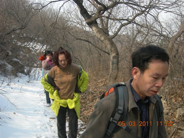 110305  爬东山 067.jpg