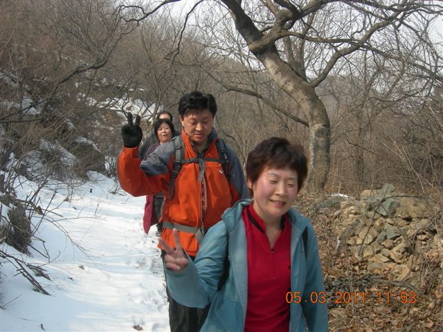 110305  爬东山 068.jpg