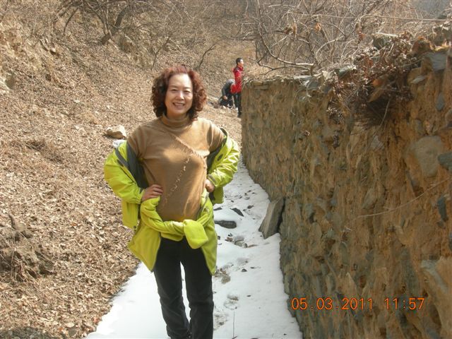 110305  爬东山 082.jpg