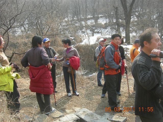 110305  爬东山 077.jpg