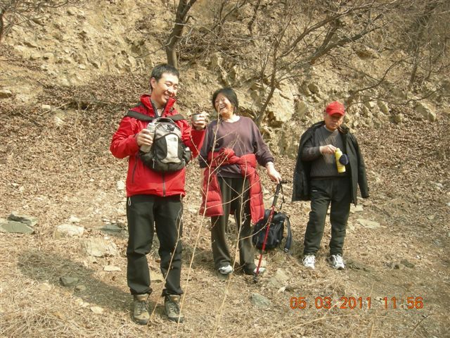 110305  爬东山 080.jpg