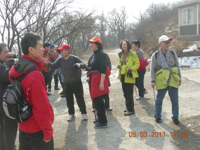 110305  爬东山 094.jpg