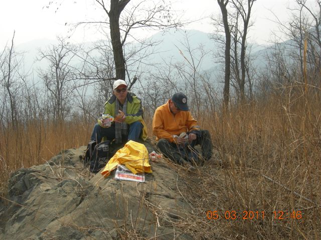 110305  爬东山 100.jpg