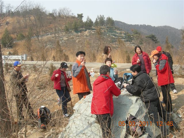 110305  爬东山 101.jpg