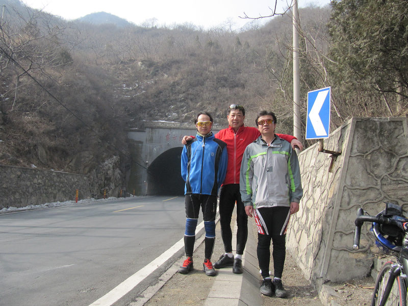 2011年第二次骑行：东方红，三人行 013.jpg