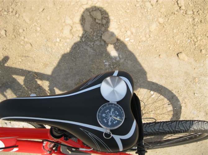 谁能解释下怎么我的影子在北边