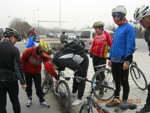 110320  稻香湖骑行 005.jpg