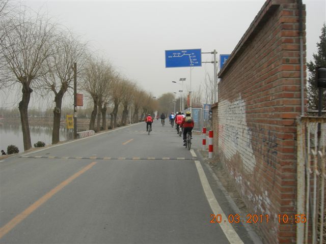 110320  稻香湖骑行 016.jpg