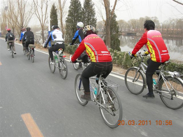 110320  稻香湖骑行 019.jpg