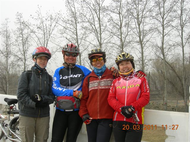 110320  稻香湖骑行 058.jpg