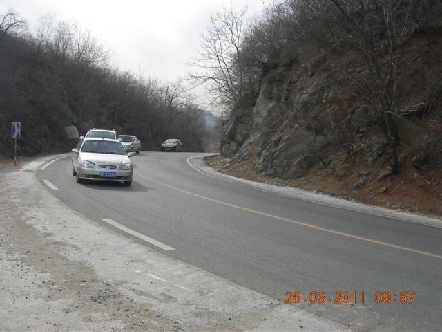 110326  银山塔林骑行 008.jpg