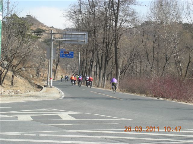 110326  银山塔林骑行 024.jpg