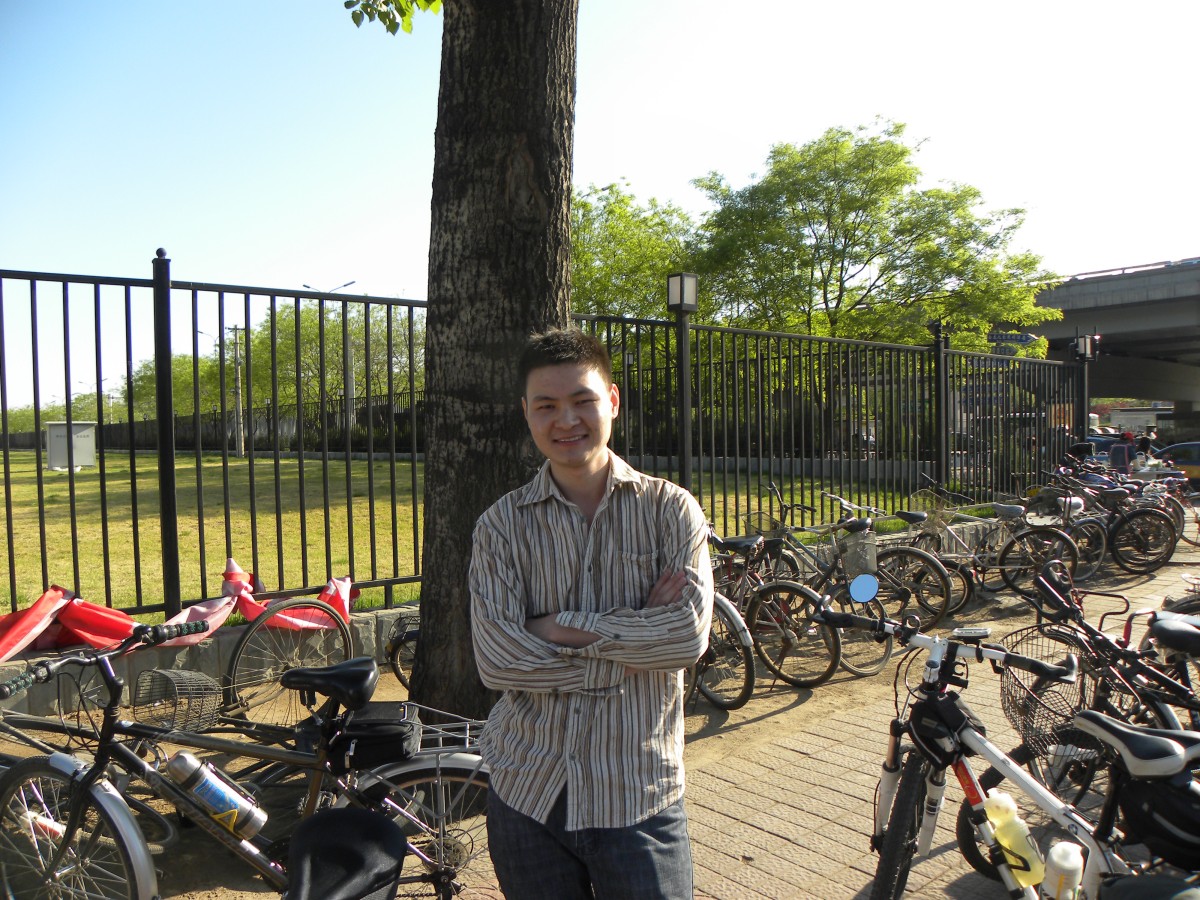 头一个到的车友骑车去纽约