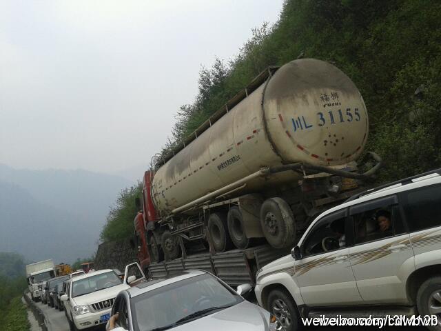 二郎山塞车.jpg