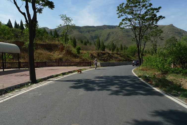 过了云居寺的上坡