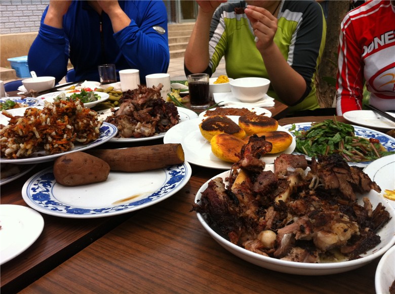 此处省略五千字