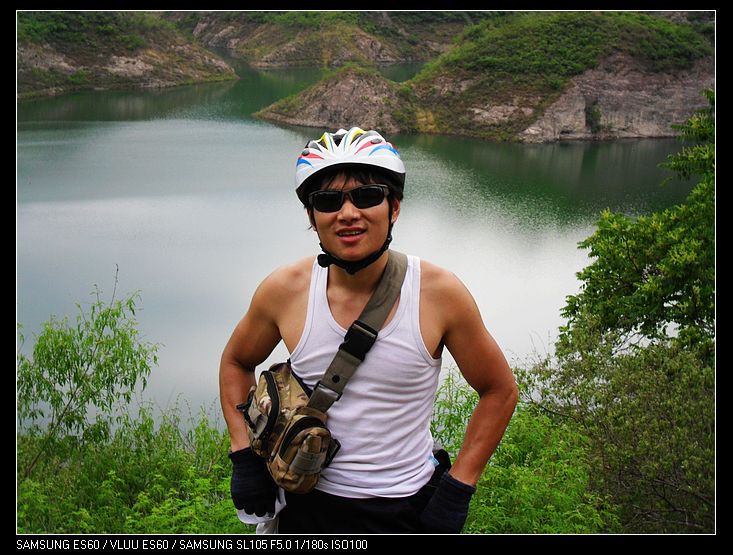 自己晒的跟非洲鸡一样