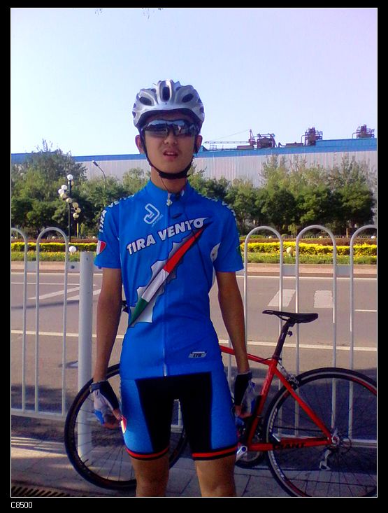 nEO_IMG_2011-06-12 07.10.57.jpg