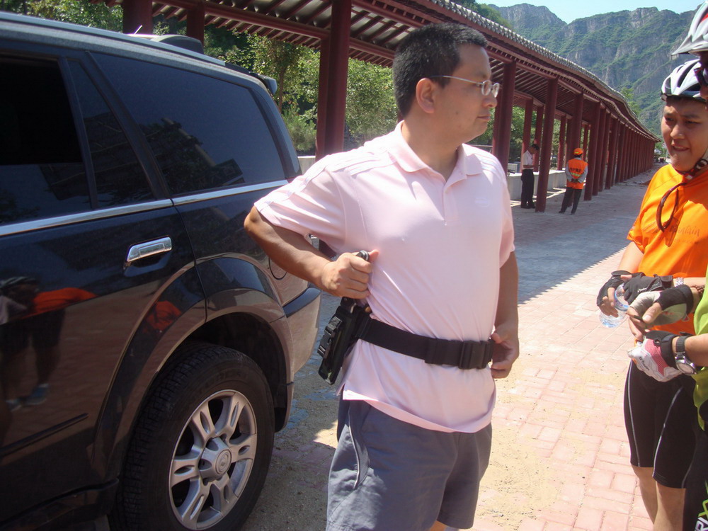 豪老大应该改名为刀客，看多威武。。。练过。。