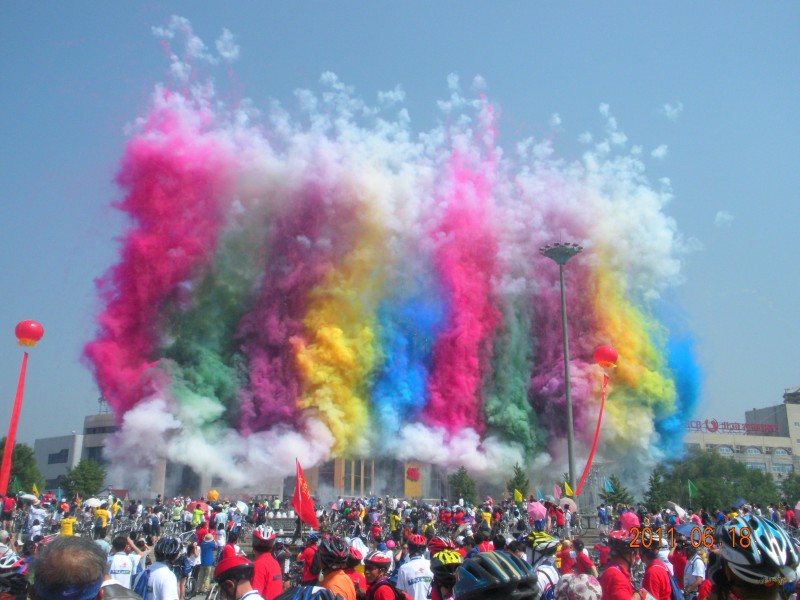 煞是好看，可当时吓我们一跳