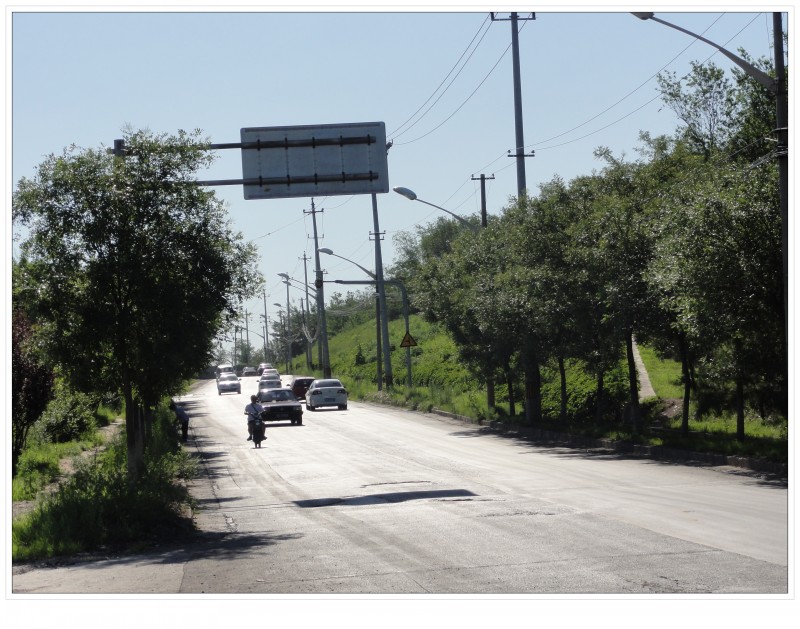 看这不起眼的坡就是车友摔车的地方1