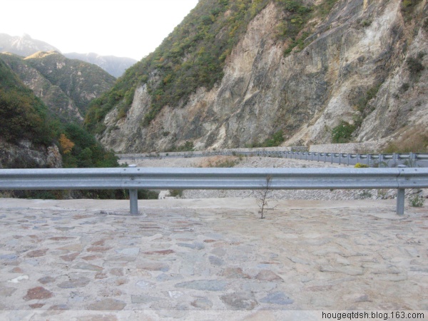 这以下的照片是09年拍的同一个地方那是将近两年了