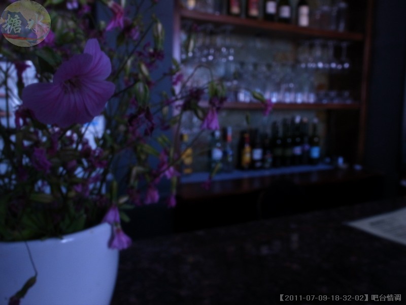 【2011-07-09-18-32-02】吧台情调.jpg