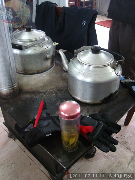 【2011-07-11-14-16-40】烤火.jpg