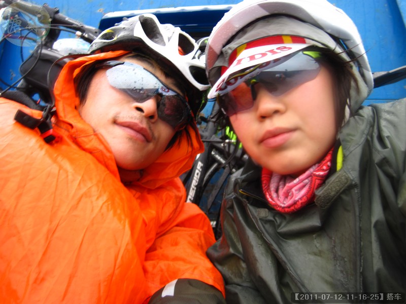 【2011-07-12-11-16-25】搭车.jpg