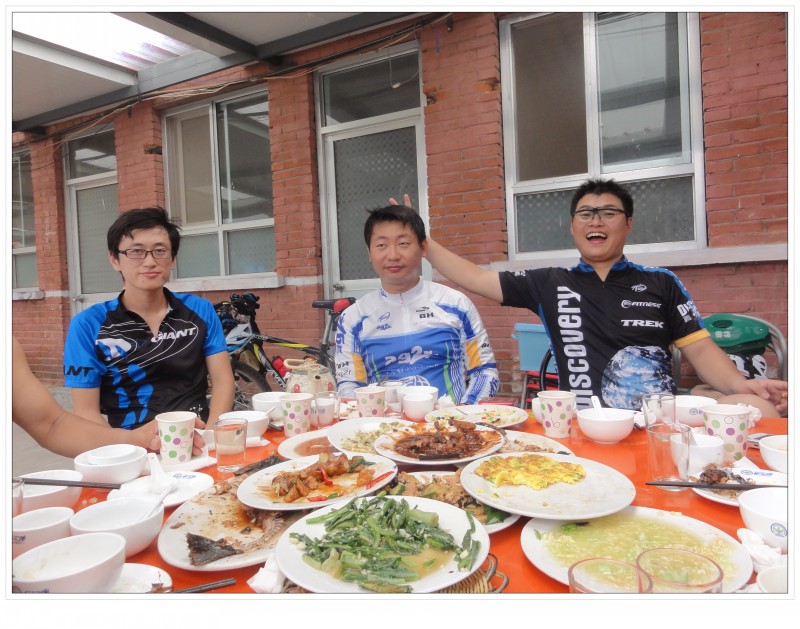 宽街和老冯两位年轻车友