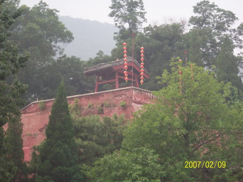 两个大大的糖葫芦