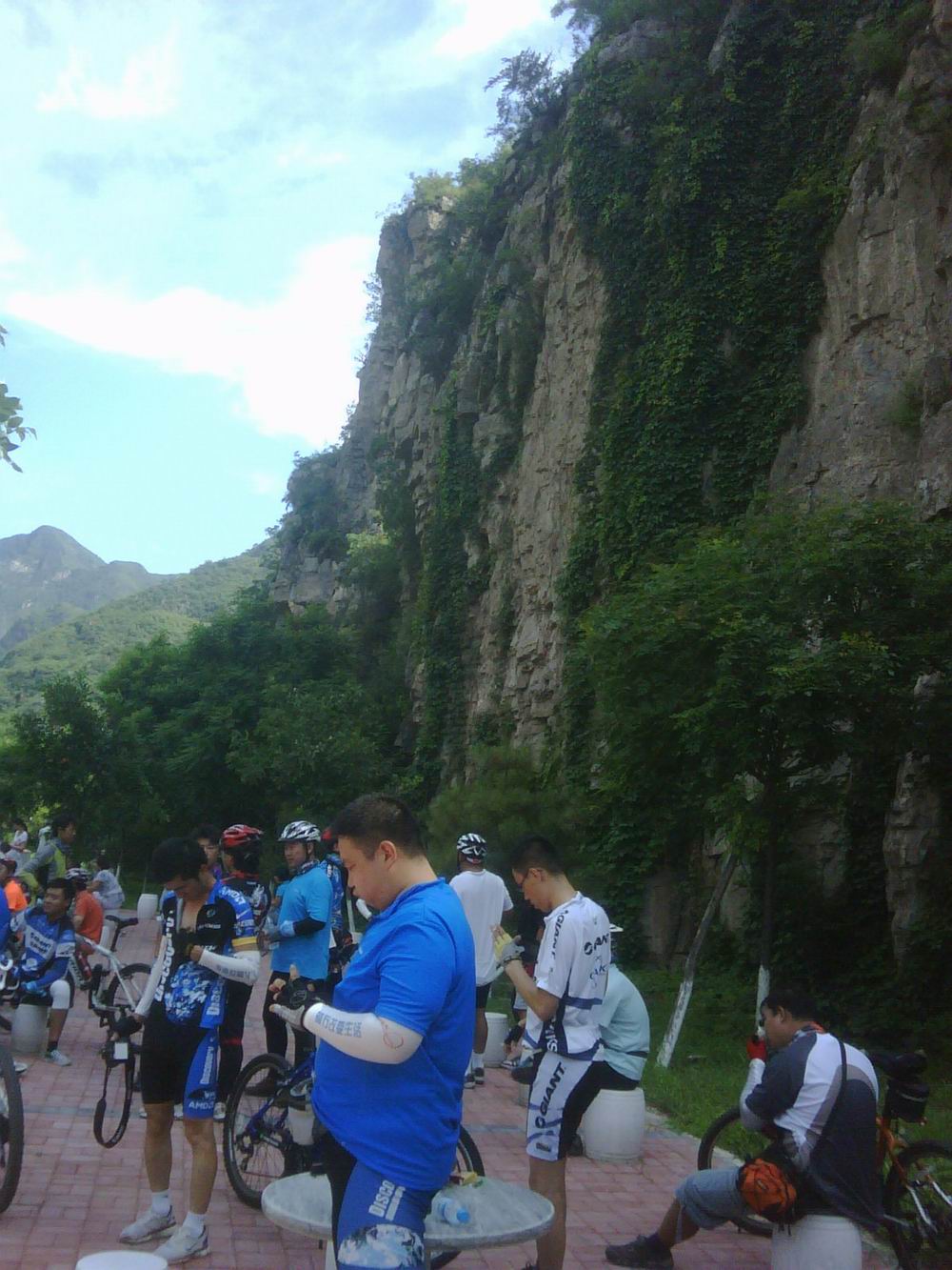 担礼隧道集合点