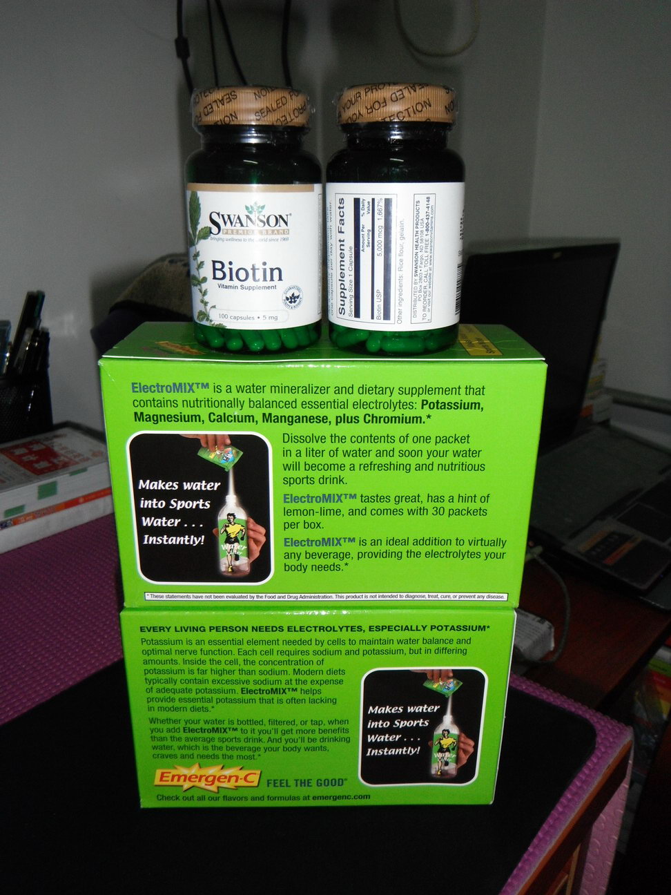 运动电解质冲剂和防脱发的维生素H胶囊