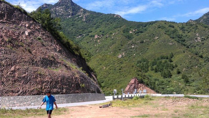 要放第一个坡了