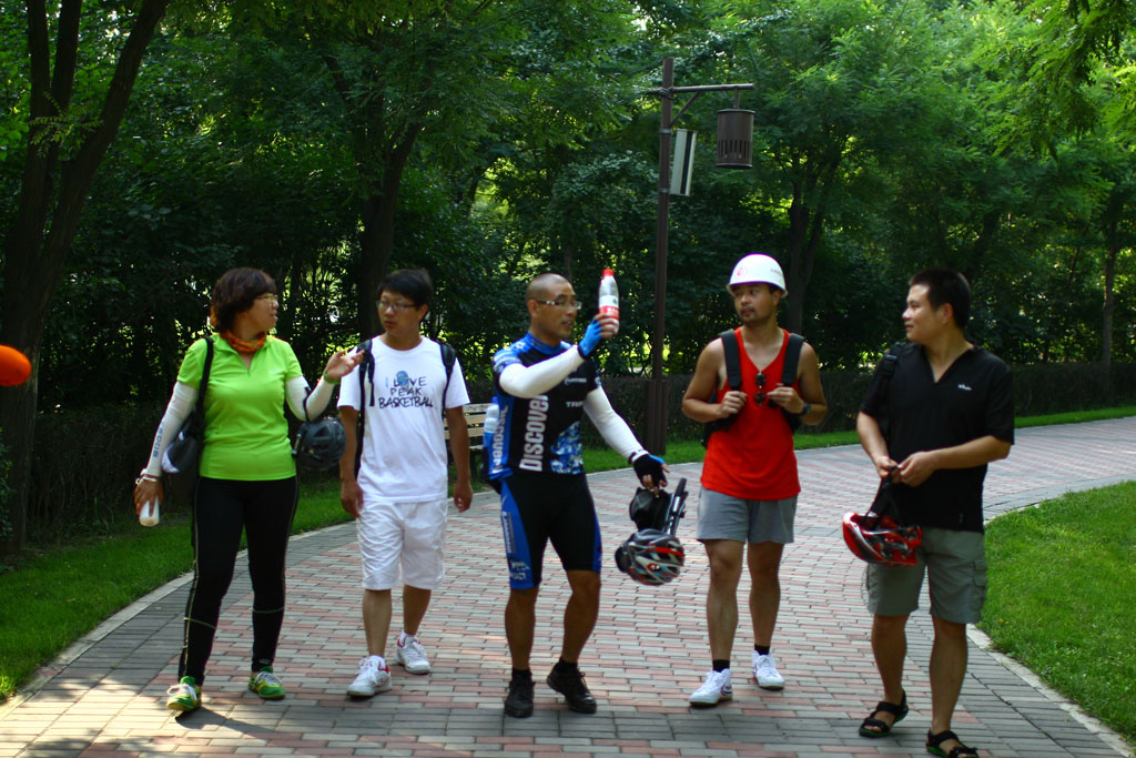 路上听光头哥讲解